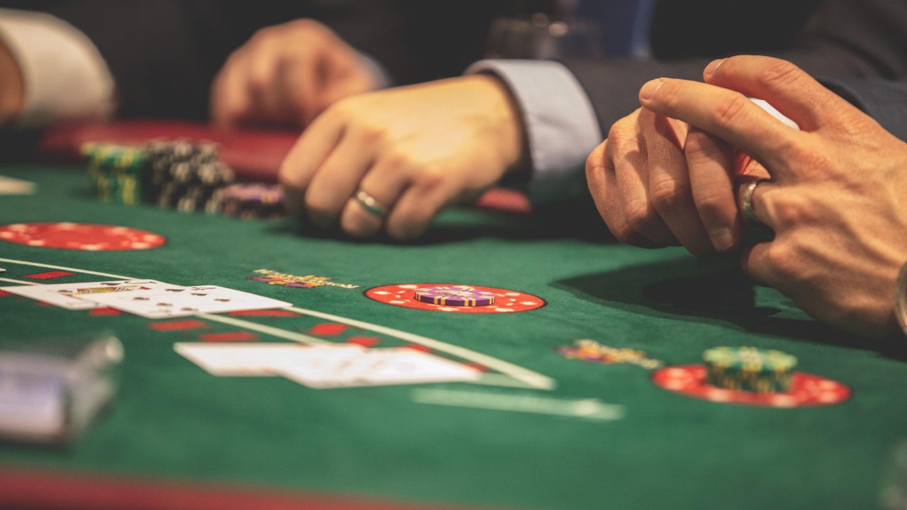 Sports Betting on MPOPROFIT: What Players Need to Know